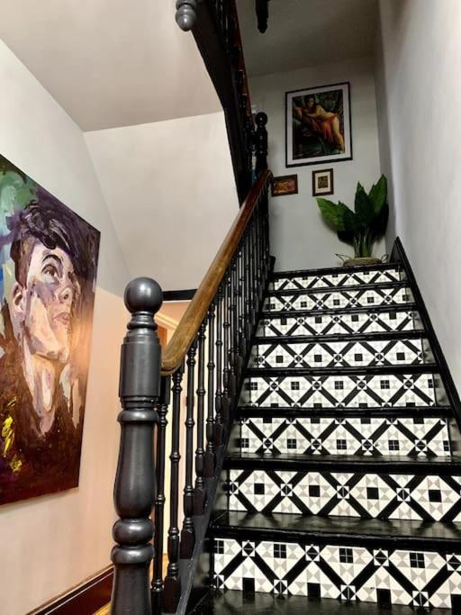 Chic Townhouse Near Tunnels Beaches Ilfracombe Exterior foto